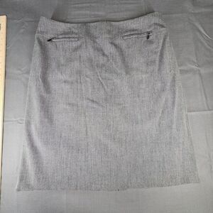 Apostrophe Women 18 Gray stretch Zipper Knee Length business skirt